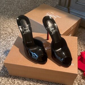 Christian Louboutin Dolly me Glossy Black Peep-Toe Mules